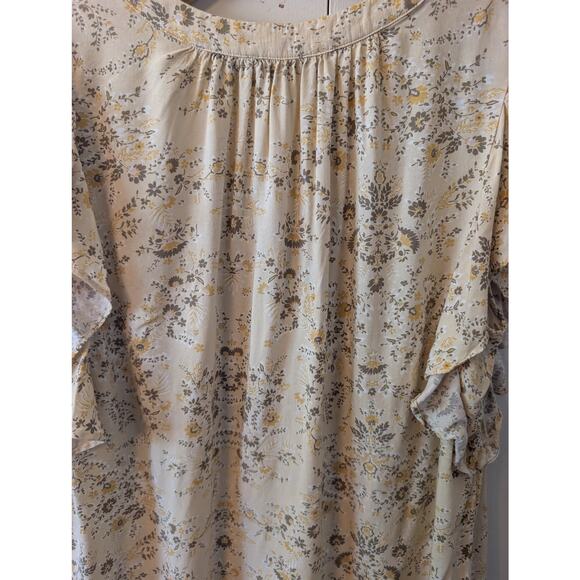 Doe & Rae Cream Floral V Neck Blouse - Picture 6 of 9